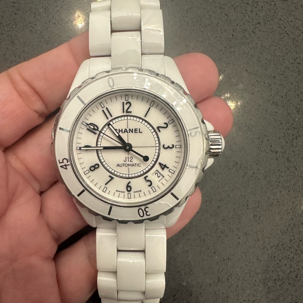 Chanel watch - Picture 8 of 12